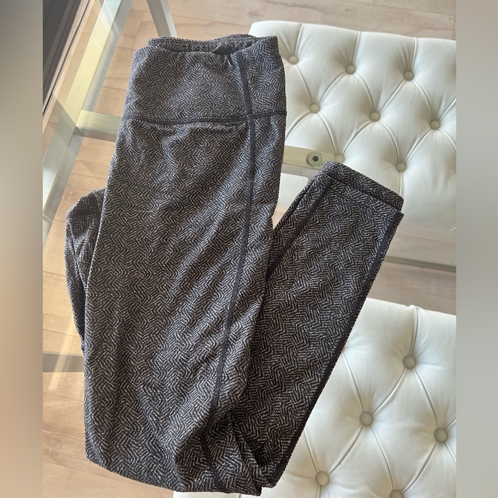 Patterned Athleta Leggings size small